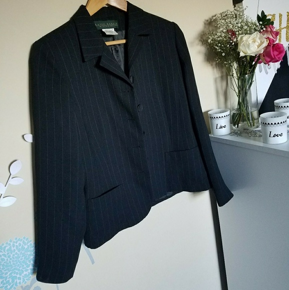 👠Sleek Striped  Blazer👠 - Picture 4 of 5